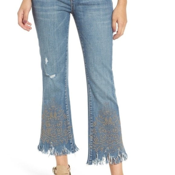 BLANK NYC: Women's 30 Embellished Frayed Cropped Leg Distressed BoHo Denim Jeans - Picture 1 of 8